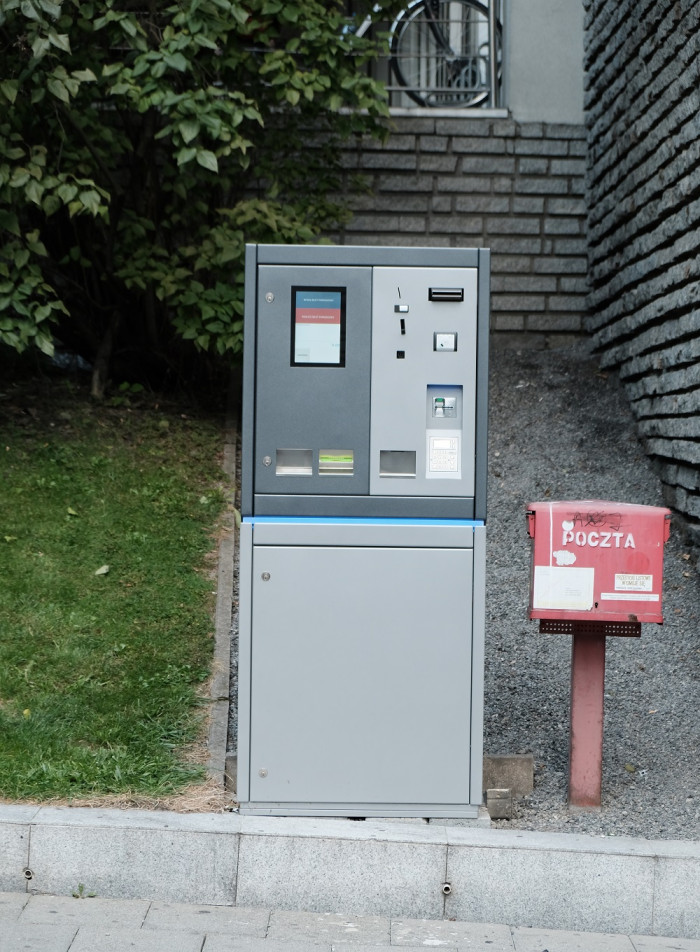 Automat parkingowy BASE 7000.jpg