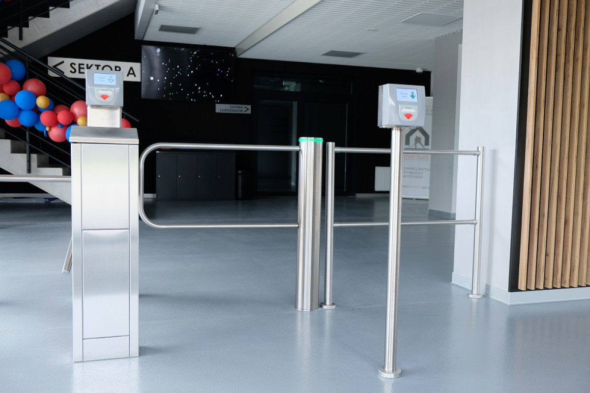 B-Basis i B-Gate Lodowisko Bytom.jpg