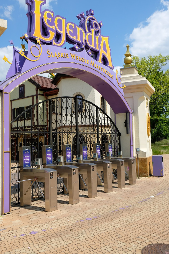 B-Basis Legendia.jpg