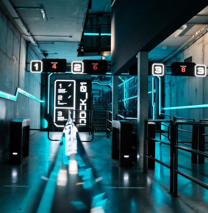 Bramki wejściowe Hyperion.jpg